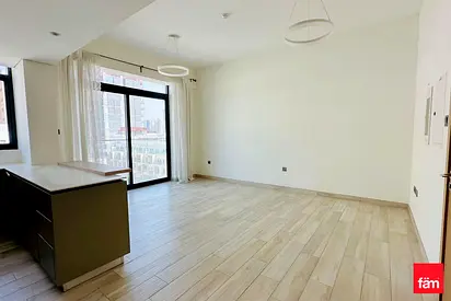 Chiller Free Building Vacant Fitted Kitchen