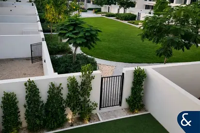 4BR | Single Row | Upgraded | Park Backing