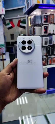 ONE PLUS 13 (5G) ,, 16 GB RAM,, 512 GB STORAGE, DUAL SIM