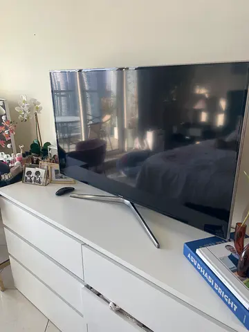 55 Samsung LED Smart TV