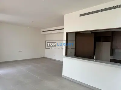SPACIOUS 4-BEDROOM APARTMENT | MOVE IN READY | FAMILY-FRIENDLY COMMUNITY