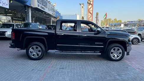 2018 GMC SIERRA 照片 8