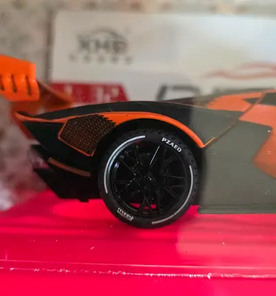 Die-cast orange and black Lamborghini 1:32 Scale-Die-Cast-Brand New