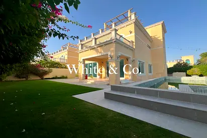 Corner Plot | Private Pool | Vacant July