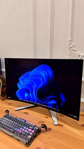 Alienware AW3225QF 32 Inch 4K