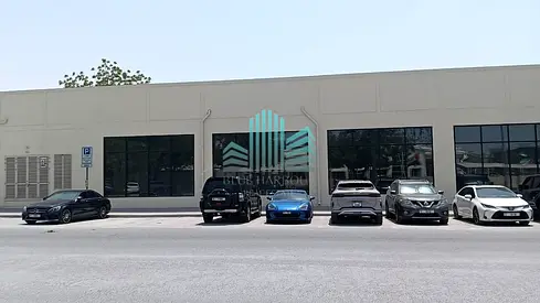 PREMIUM AIR-CONDITIONED | 100 METERS FROM SHEIKZ ZAYED ROAD