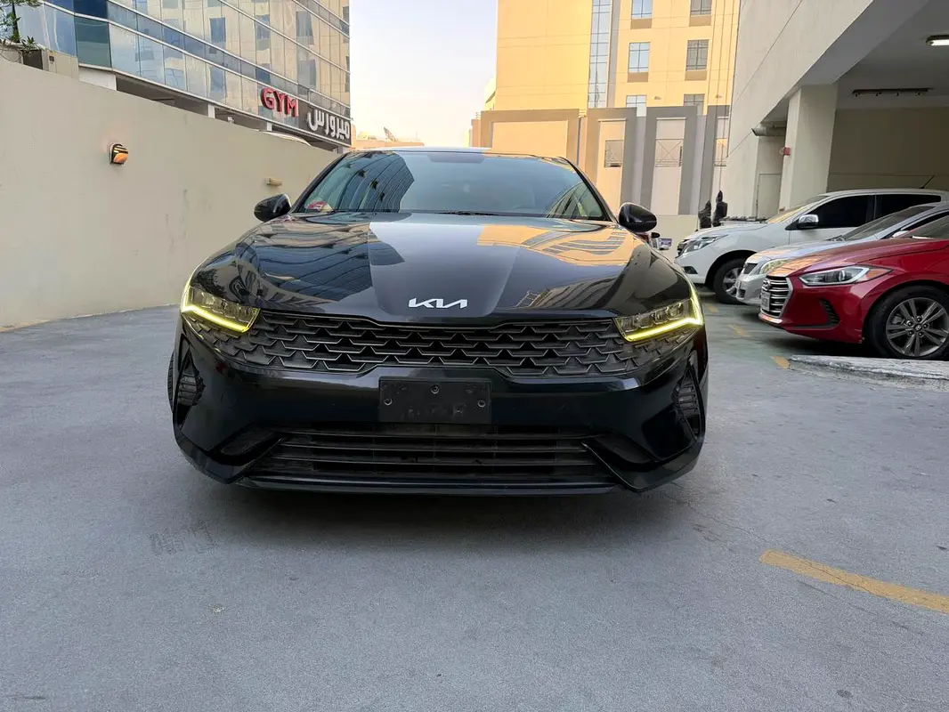 Kia K5 2022 — photo 1 of 7