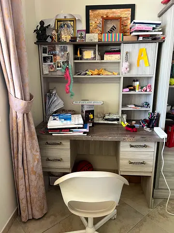 Light Wood Study Desk with Hutch and Drawers - Good Condition