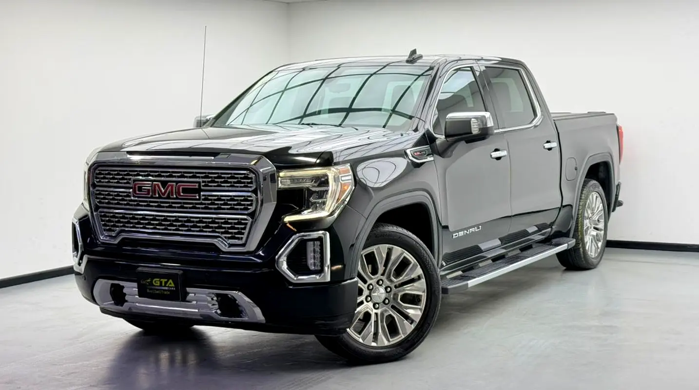 GMC Sierra 2021 — photo 1 of 18