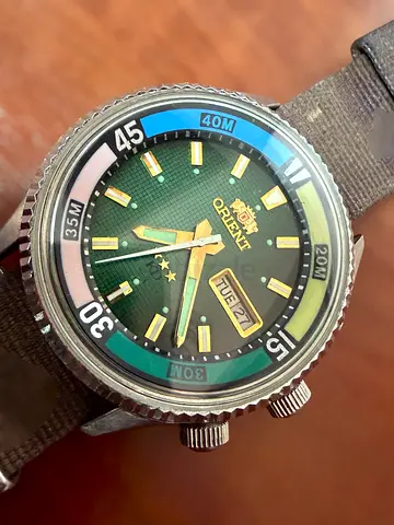 vintage Orient KING DIVER Watch 21 JEWELS Automatic Day / Date Indicator