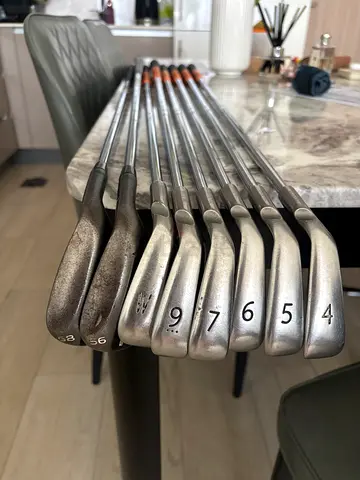 Ping i15 Golf Irons + two wedges (4‑PW) - Used