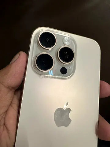 iPhone 16 pro with Everything Box,cable