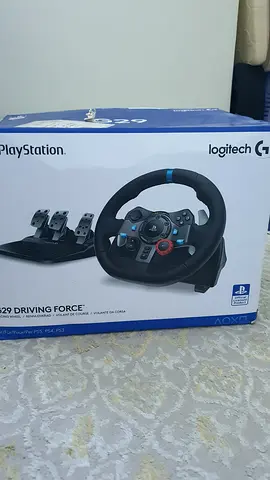 Logitech G29 Driving Force GT Racing Wheel with Pedals (PlayStation/PC) - Good Condition