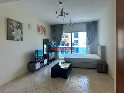 Fully Furnished Studio | With Parking | Lake View