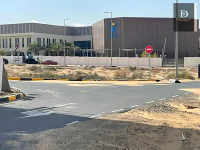 � للبيع في الشارقة – منطقة تلال 🏡  ✨ أرض سكنية مميزة – تملك حر لجميع الجنسيات