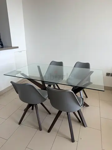 Dining table - glass + 4 chairs