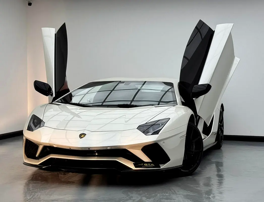 Lamborghini Aventador S 2017 — photo 1 of 14