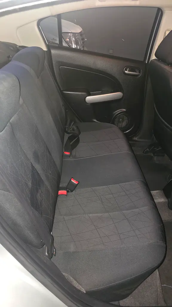Mazda 2 2015 — photo 1 of 11