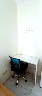 Good Private room available on monthly rental in Bur Dubai