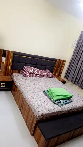 Bedroom furniture for sale (5 pcs)