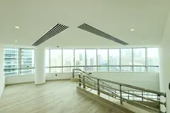 Great Views | Upgraded | Duplex | Maid's Room