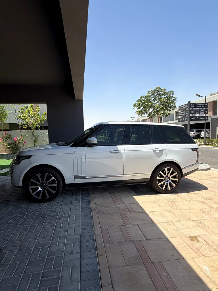 Land Rover Range Rover 2014 — photo 1 of 13