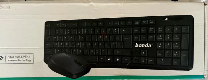 Wireless Keyboard and Mouse Set (2.4GHz) - Banda