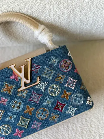Louis Vuitton Capucines Mini bag