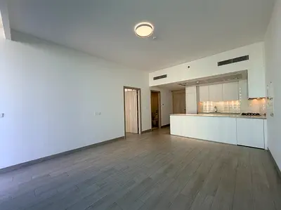 Modern & Spacious | Brand New | First Tenant