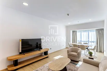 Spacious Apt | Fully Furnished | Prime Location