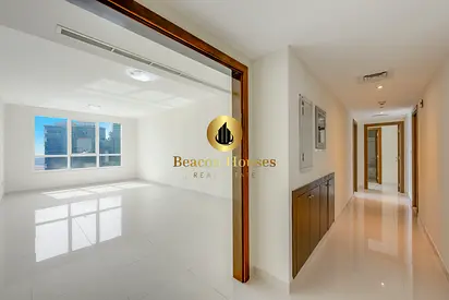 Modern 2BR | Stunning Canal Views | Big Balcony