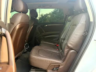 2015 AUDI Q7 — миниатюра 12