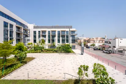 Fully Furnished | Bright Space | Vacant Now