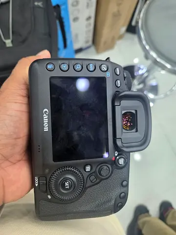 Canon 5D Mark IV Camera Body Only