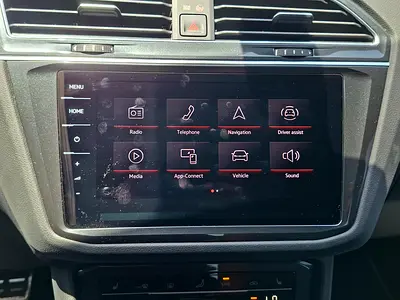 2023 Volkswagen TIGUAN thumbnail 15