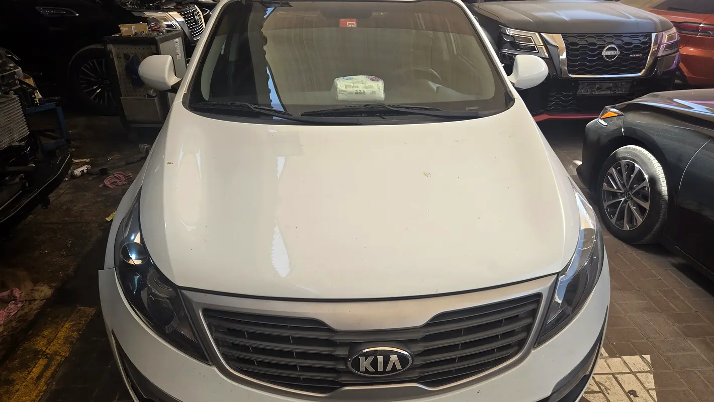 Kia Sportage 2014 — photo 1 of 5