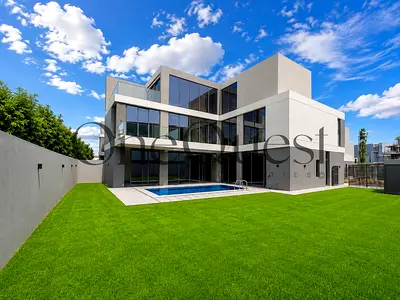 Hot Deal - Luxury 5 Bedroom Villa with Pool