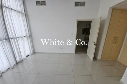 Available | Unfurnished | Golf Community
