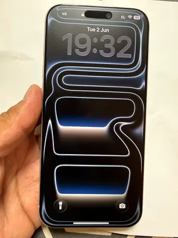 iPhone 17 Pro Max HK