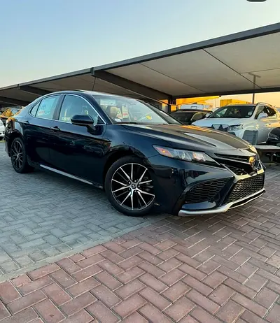 2020 Toyota Camry SE | American Specs | Well Maintained