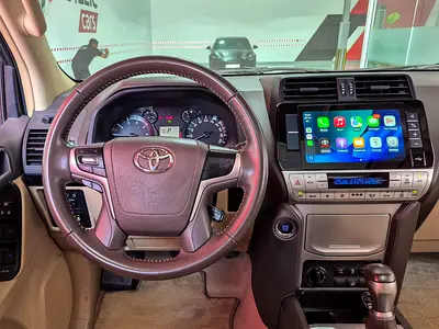 2023 Toyota PRADO photo 10