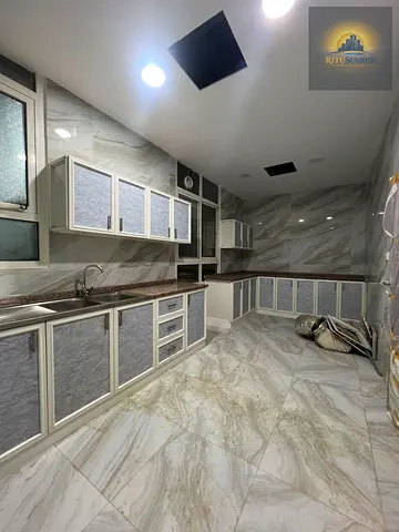 SPACIOUS 3 BED ROOM HALL APPARTMENT AVAILABLE IN MBZ CITY