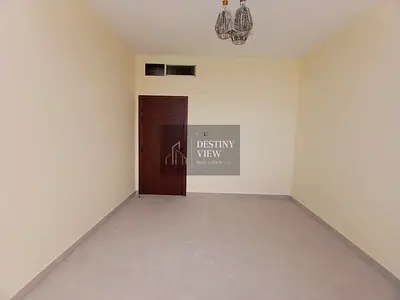 Like brand new lavish 2bhk with 3 bathroom and fully family building