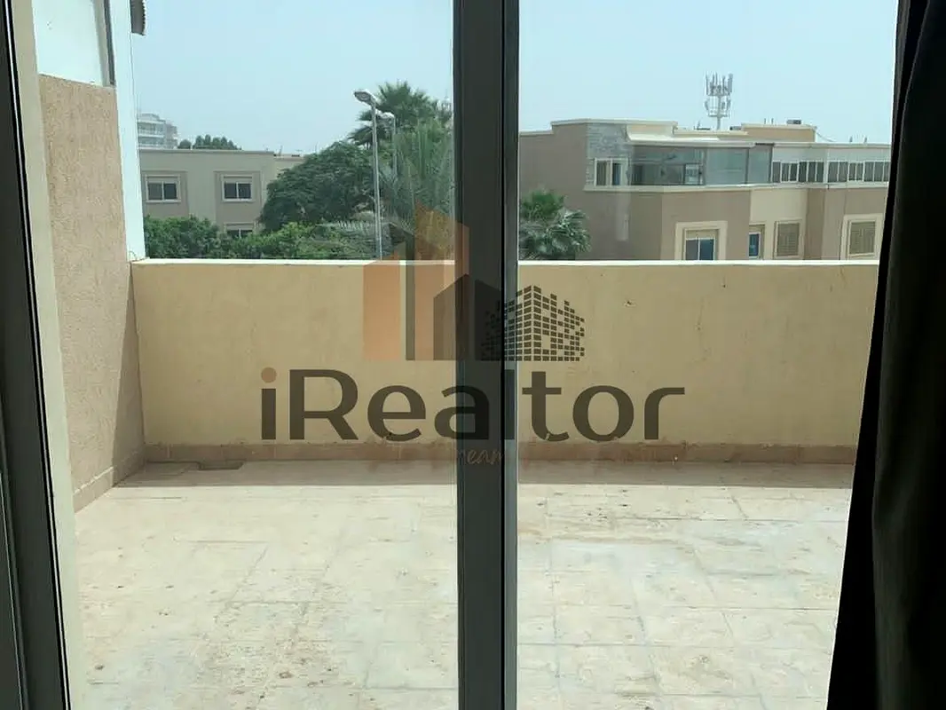 Spacious 3 Bed Villa | Best Location | Hot Offer!