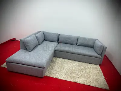 Excellent condition pottery barn sofa