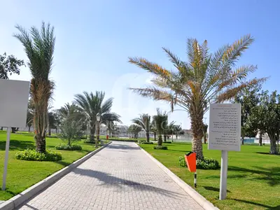 Corner Plot | G+9 | Excellent Access