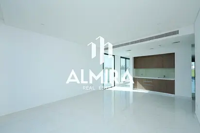 Brand New | Single Row | Vacant | Prime Location