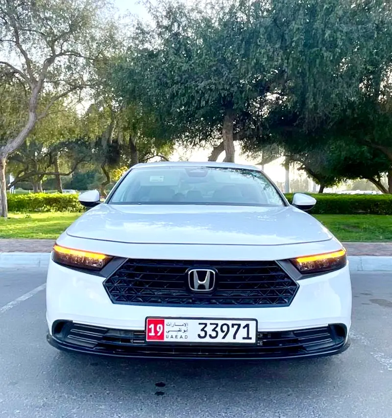 Honda Accord 2024 — photo 1 of 20