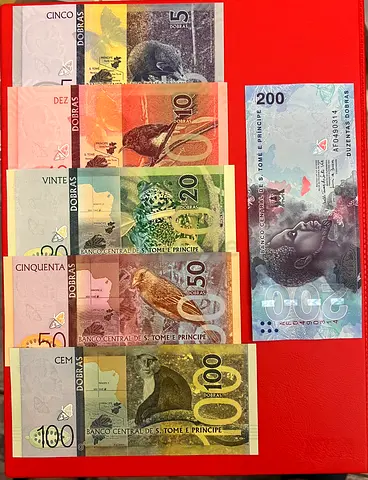 Beautiful banknote collection from São Tomé  Príncipe 🇸🇹