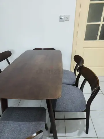 Dinning table